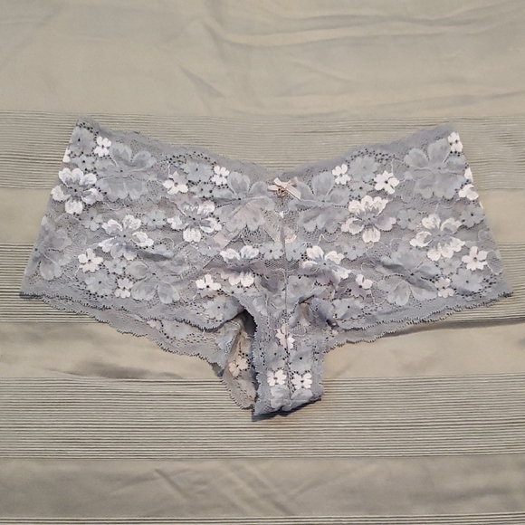 Victoriay"s Secreat Shortie Panty. - Picture 1 of 6